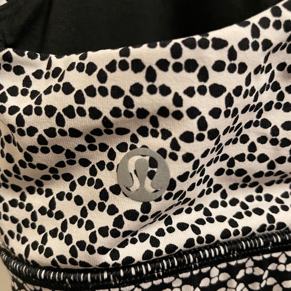 LULULEMON Womens Black White Monochromic Time To Sweat Medium Support Bra - Picture 5 of 6